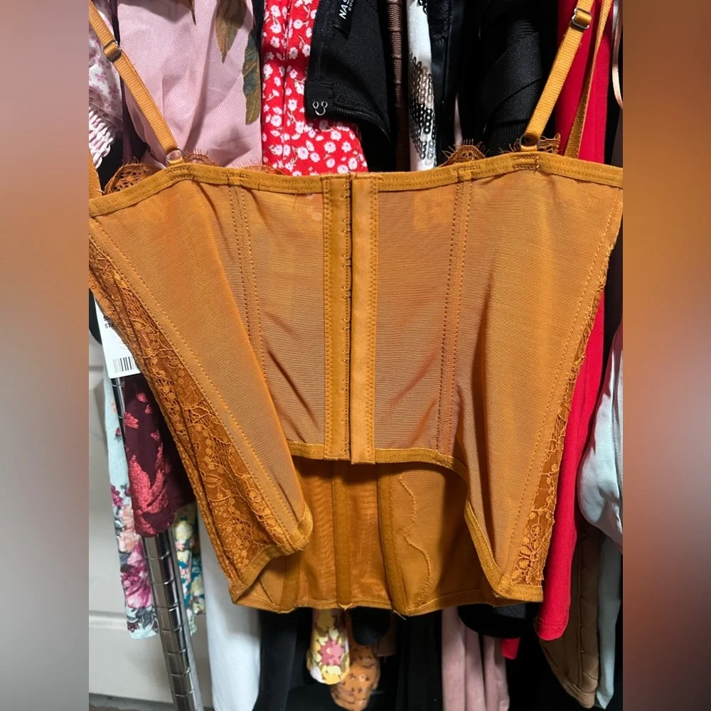 NWT Urban Outfitters corset - Picture 3 of 5